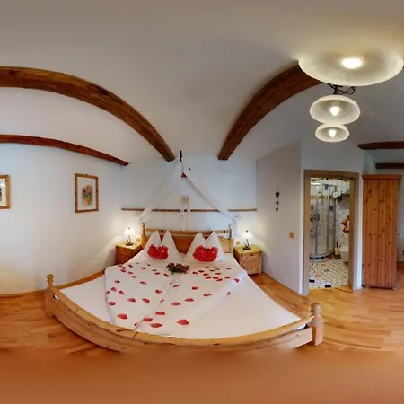 Weingut Bohrn Himmelbett Pensjonat Herrnbaumgarten