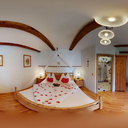 维古伯恩梅尔贝特旅馆 Herrnbaumgarten