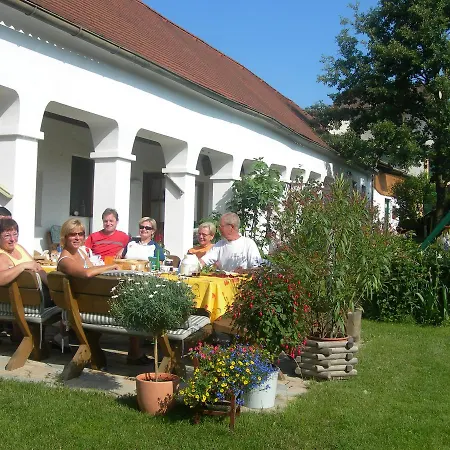 Weingut Bohrn Himmelbett Pensjonat 3*