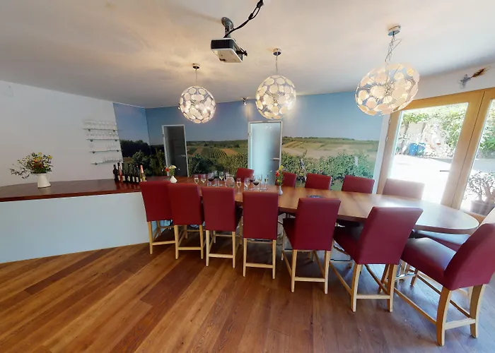 Guest house Weingut Bohrn Himmelbett