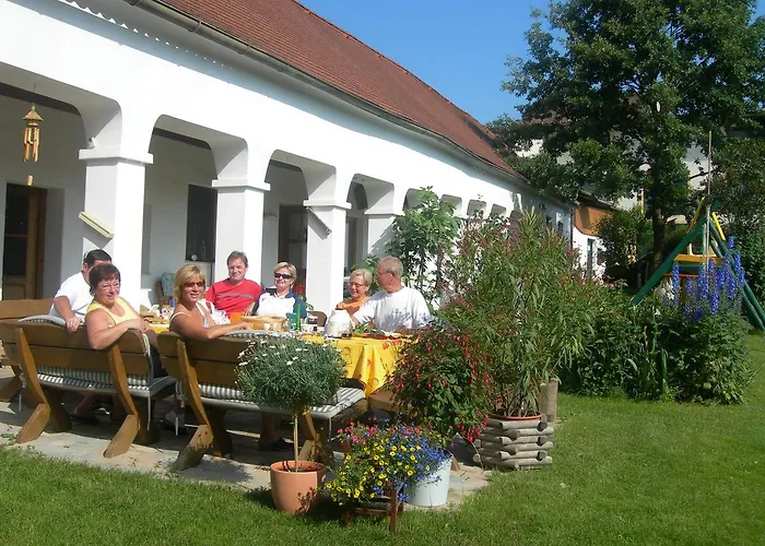 Weingut Bohrn Himmelbett Guest house 3*